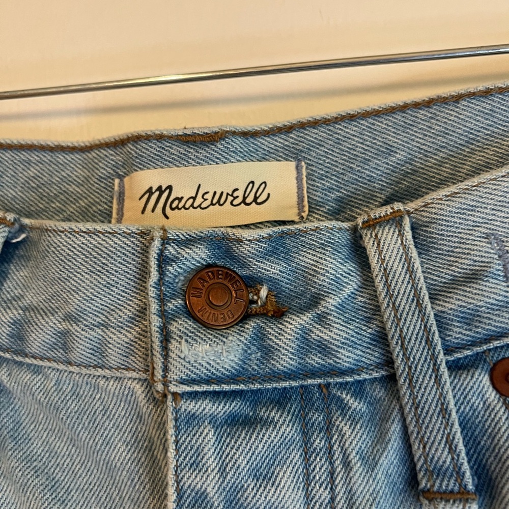 Madewell Faded Light Blue Frayed Hem Denim Shorts - Picture 5 of 5